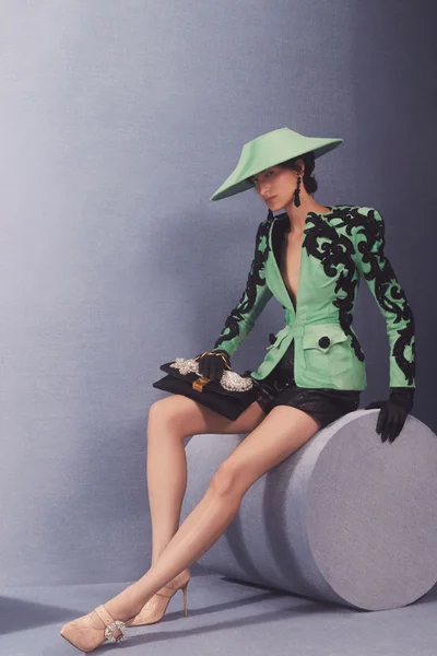 Look 54